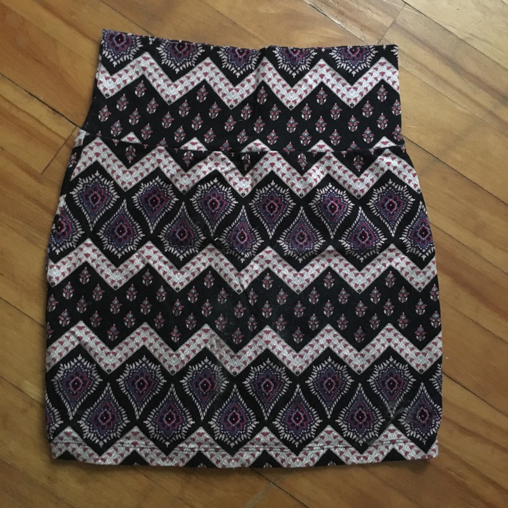 Printed Fitted Mini Skirt